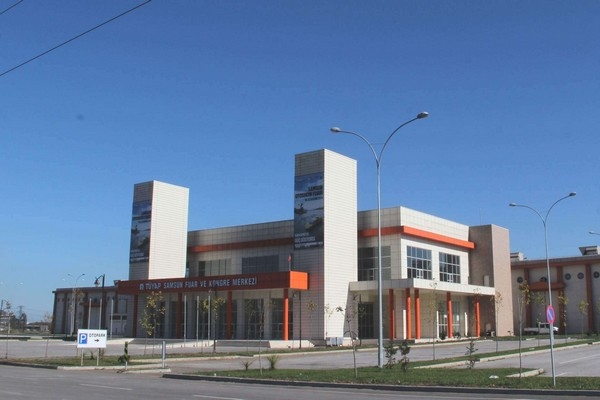 Dış cephe ve otopark